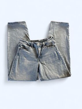 Old Navy Light Wash Denim Jeans with Contrast Stitching